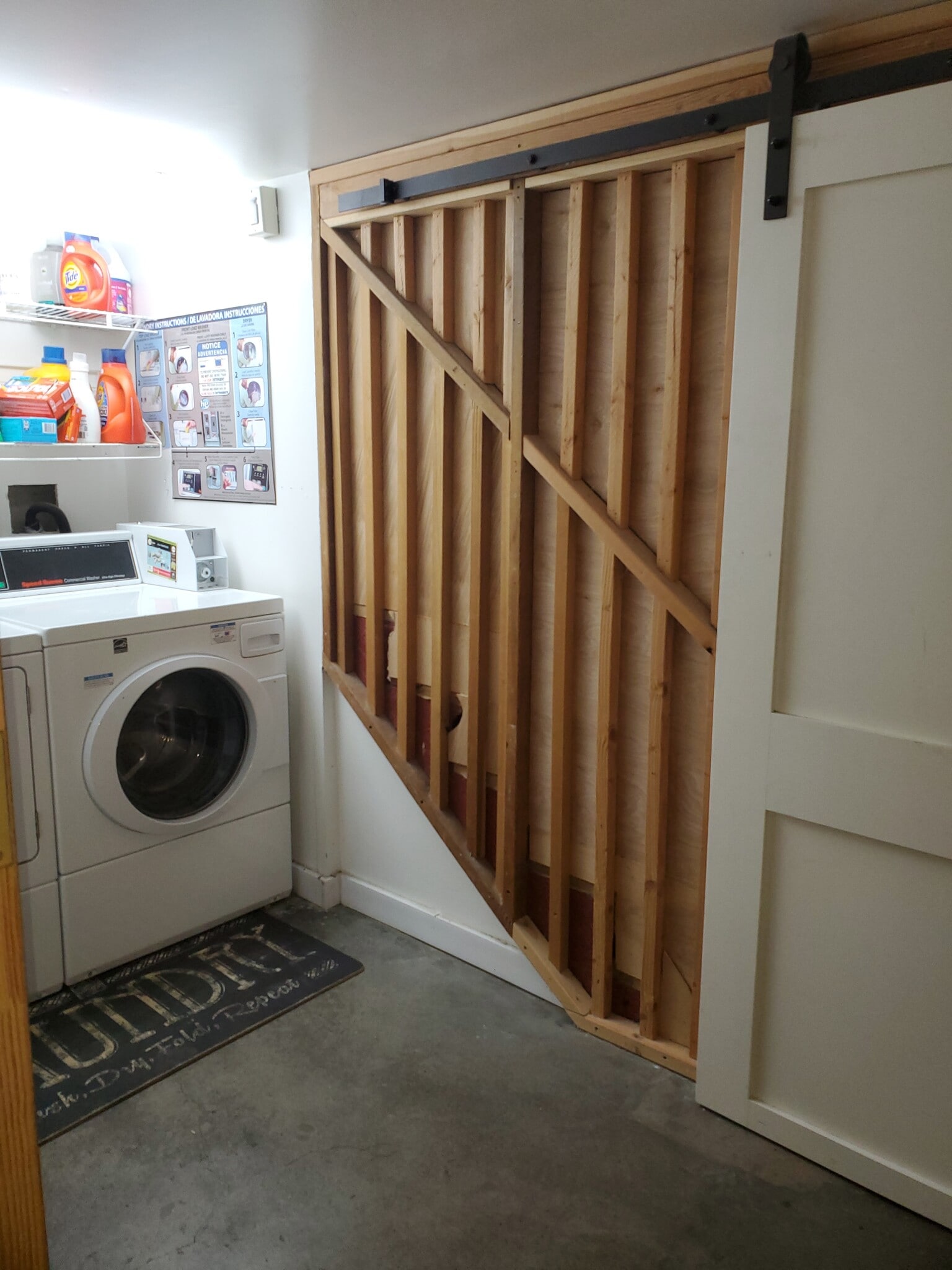 Laundry room - 1867 SW 14th Ave