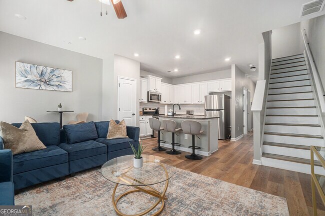 Building Photo - 2464 Bayrose Cir