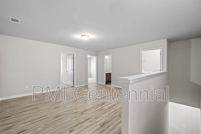 Building Photo - 537 Jefferson Chase St