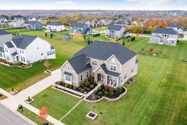 Building Photo - 5962 Laurel Ln