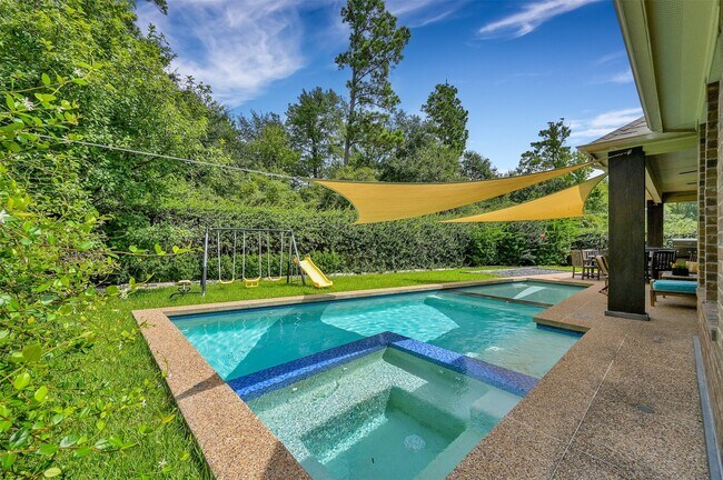 Building Photo - 98 Lindenberry Cir