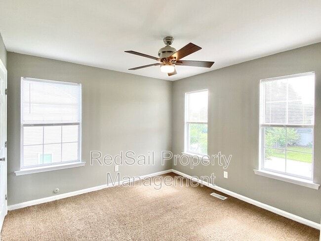 Building Photo - 6205 Calvert Ct