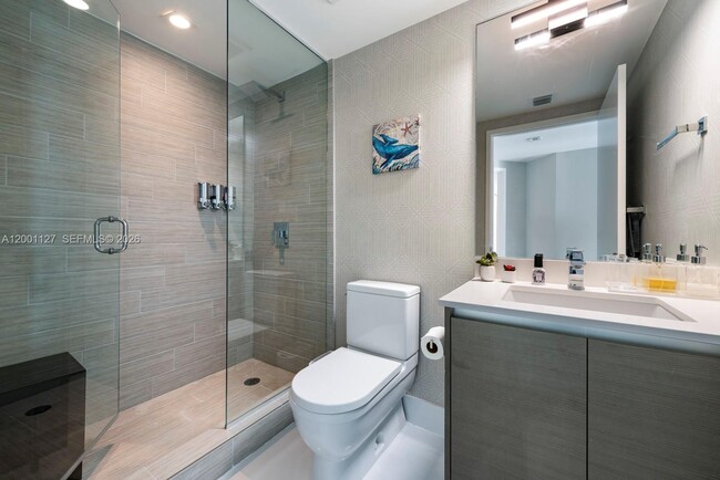 Building Photo - 300 Sunny Isles Blvd