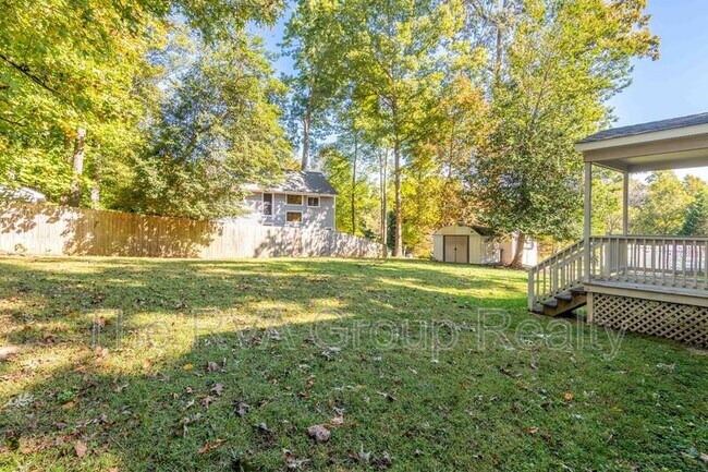 Building Photo - 10006 Redbridge Rd