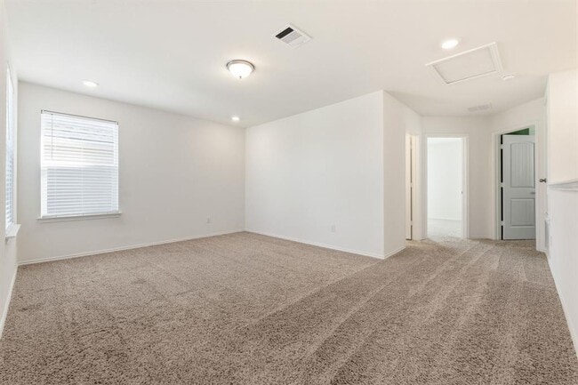 Building Photo - 365 Rocroi Dr