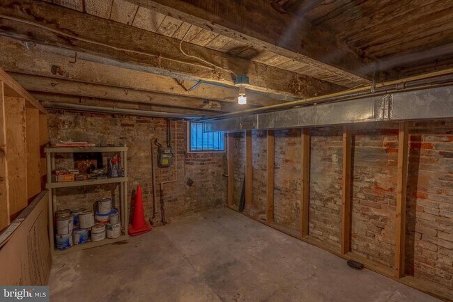 Building Photo - 508 Scott St