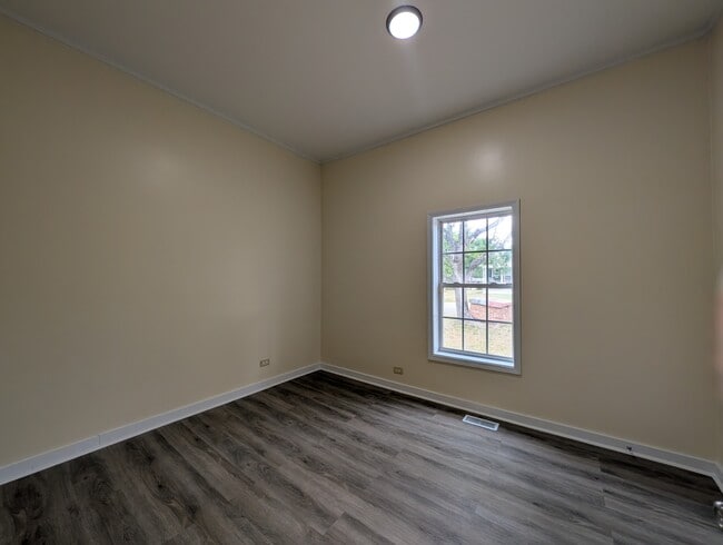 Building Photo - 84 Womack Ave