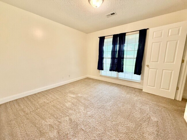 Building Photo - 112 Bart Trail Maryville, TN 37803