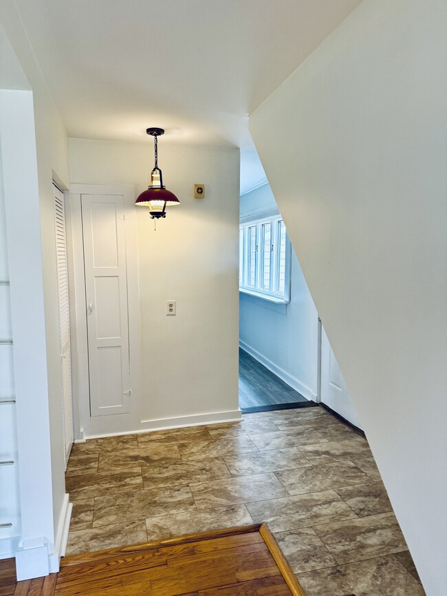 Hallway with Mudroom side entrance - 625 Roosevelt Ave