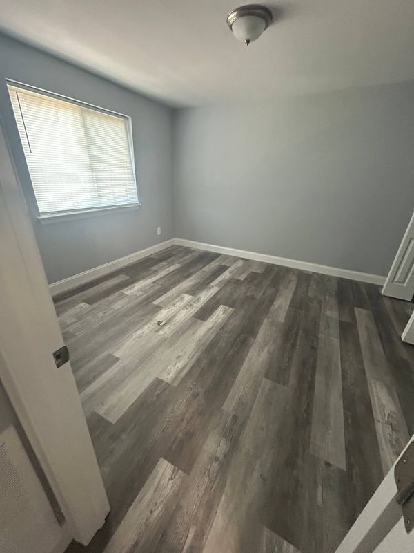 Building Photo - 113 Wilmington Pl SE