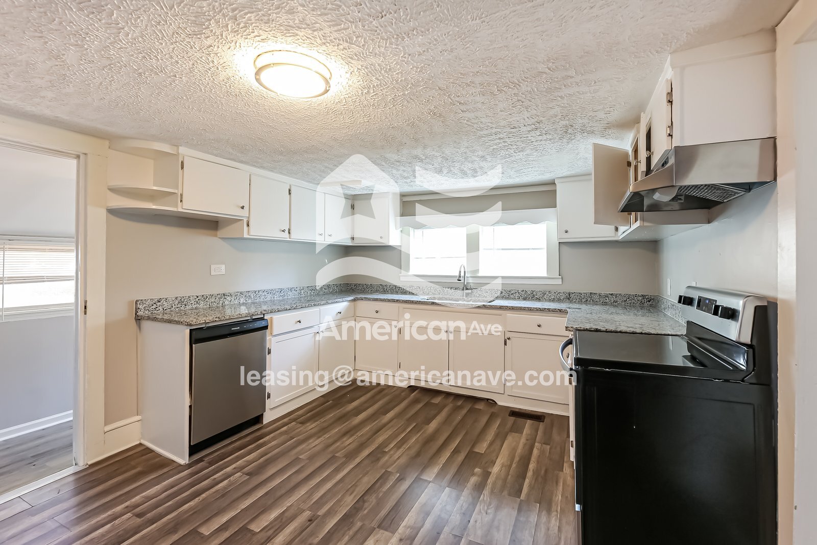 Building Photo - 3 Jackson St