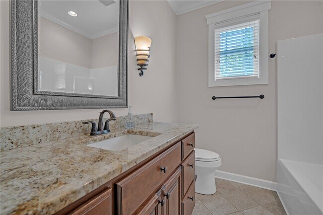 Building Photo - 137 Crawford Lake Dr