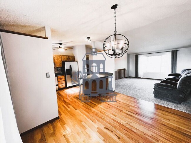 Building Photo - 5419 Alteza Dr