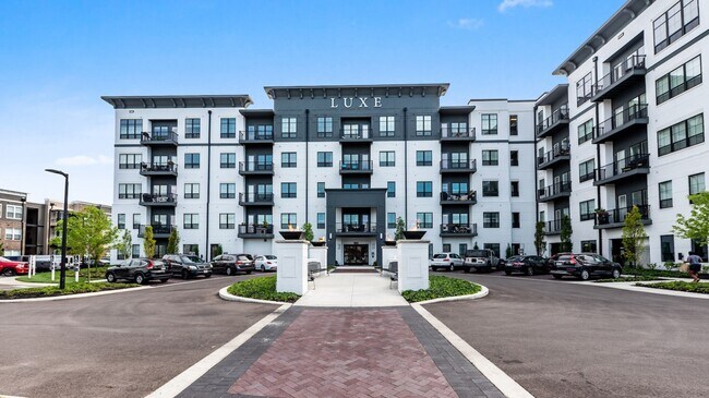 Building Photo - 2330 Sawmill Pl Blvd