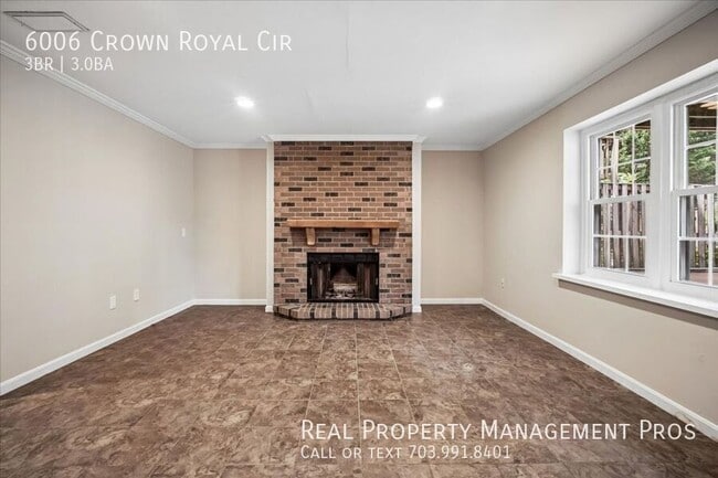 Building Photo - 6006 Crown Royal Cir
