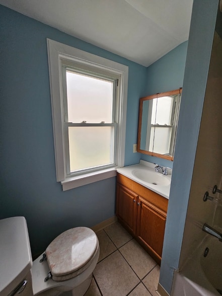 Building Photo - 58 16th St