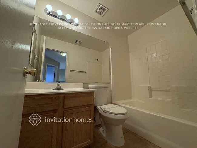 Building Photo - 11382 W Pima St