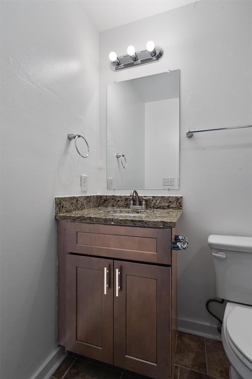 Building Photo - 6211 Manor Rd