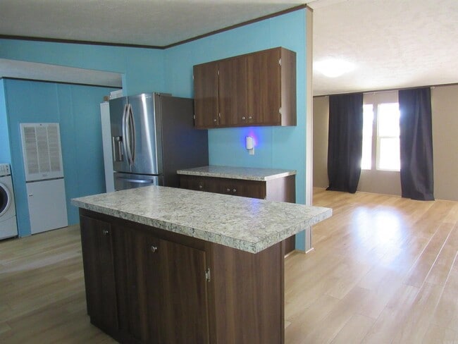 Building Photo - 12 Flintstone Cove