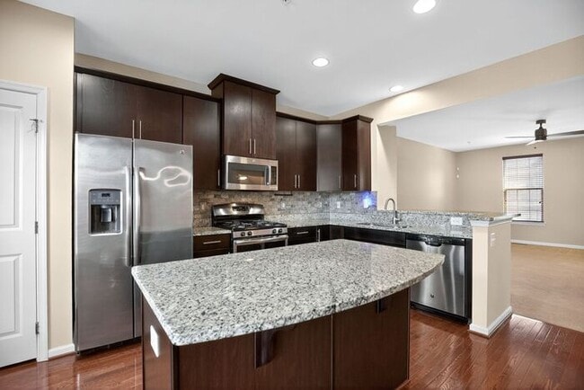 Building Photo - 3276 Green Cove Pl