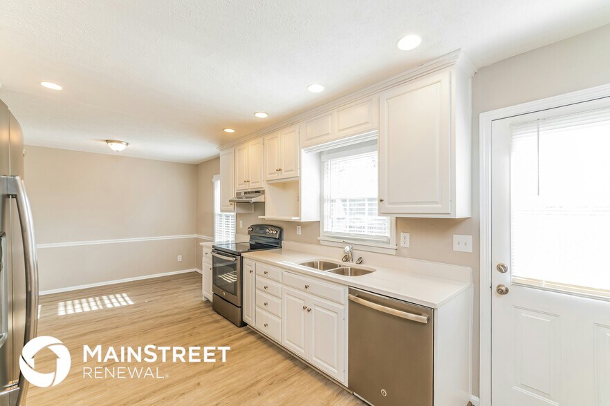 Building Photo - 3012 Arjay Ln