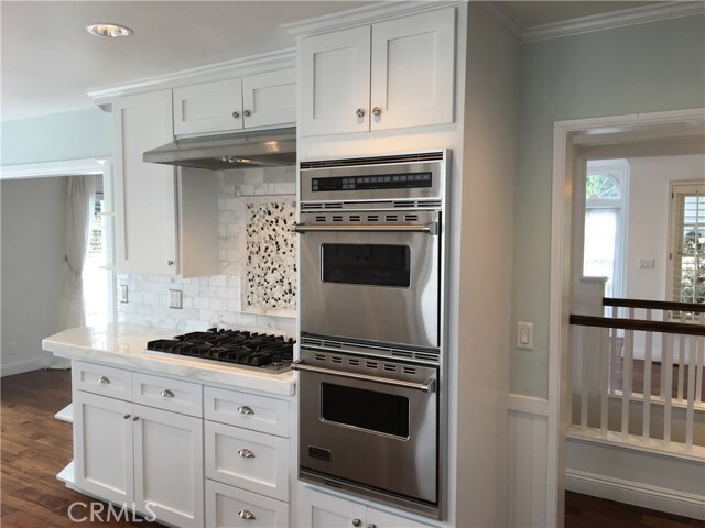 Building Photo - 952 2nd St.