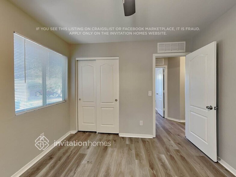 Building Photo - 5483 S 236th Ave