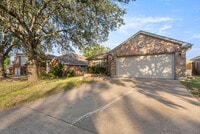 Building Photo - 13216 Bennington Ln