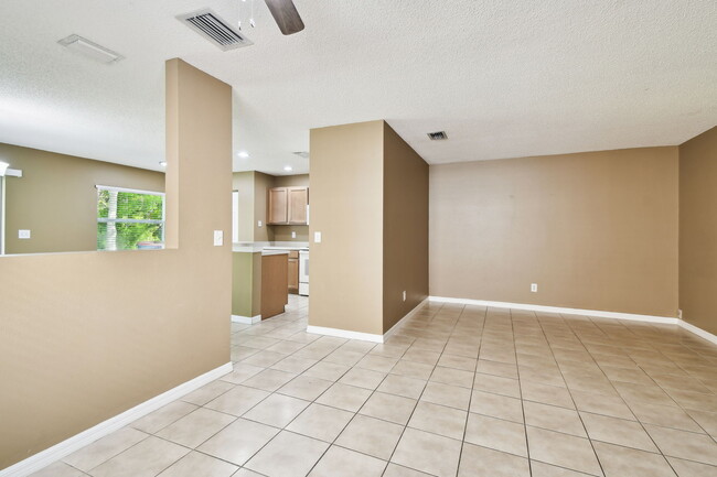 Building Photo - 4221 Winding River Way