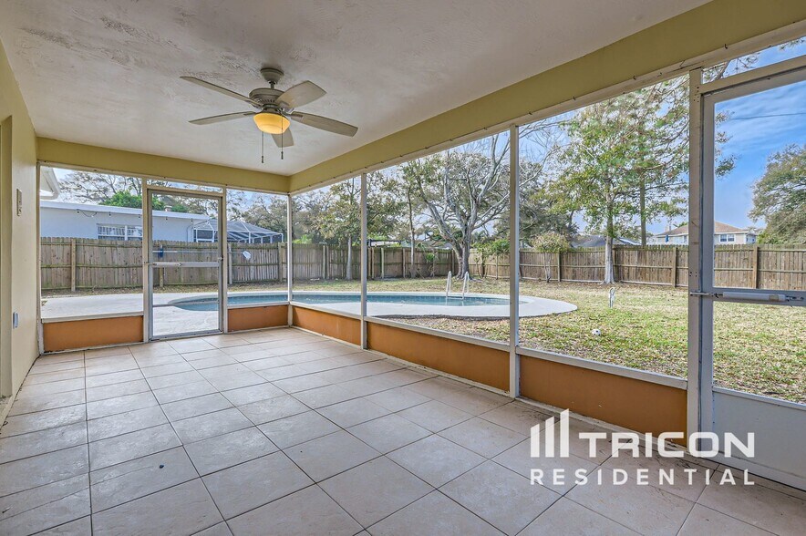 Building Photo - 12908 Mia Cir