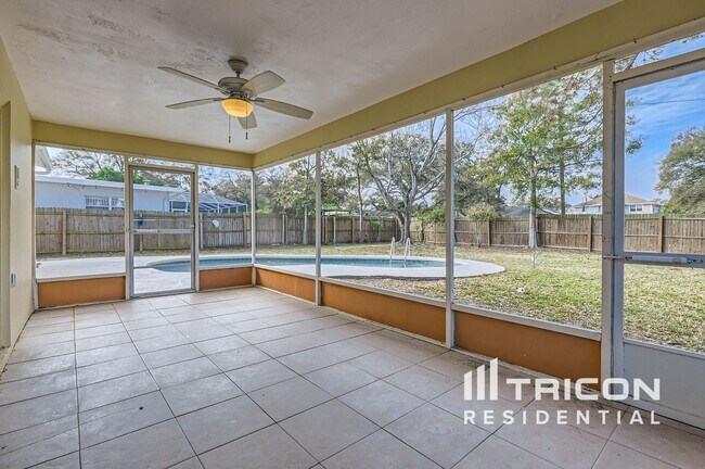 Building Photo - 12908 Mia Cir