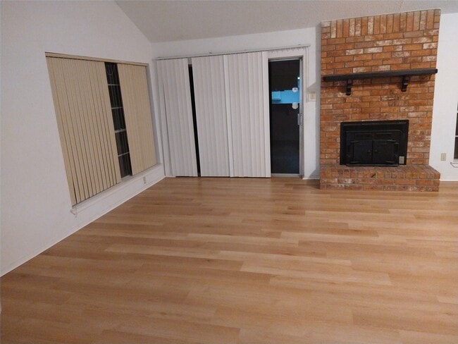 Building Photo - 11022 Longtom Ct