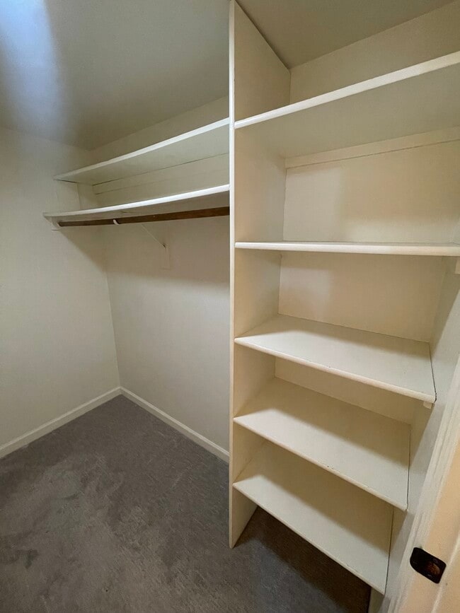 Building Photo - 13816 North 42nd Pl