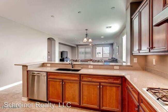 Building Photo - 4 br, 3 bath House - 2506 E. Tonto Dr.
