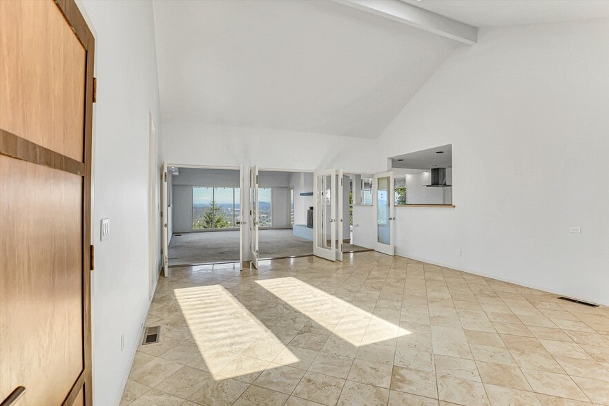 Building Photo - 17642 Upper Cherry Ln