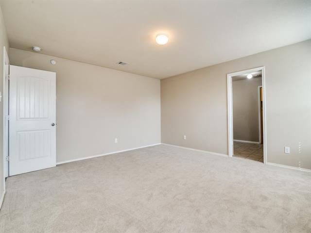 Building Photo - 2302 Tombstone Dr