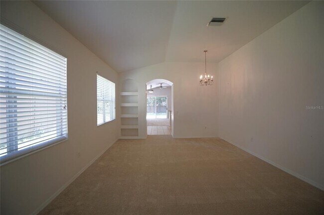 Building Photo - 1112 Nashville Dr