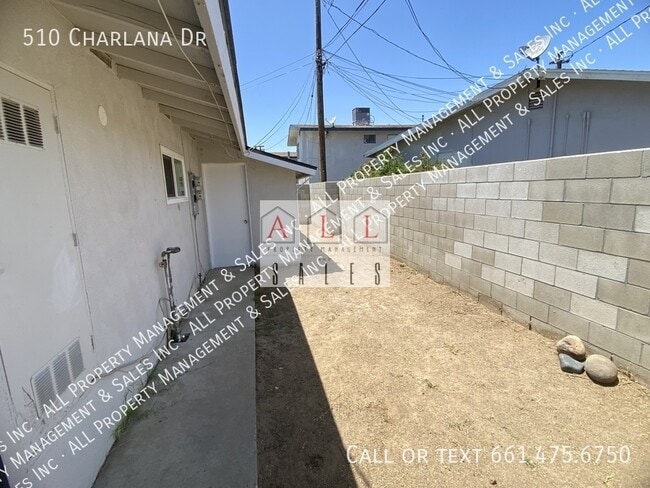 Building Photo - 510 Charlana Dr