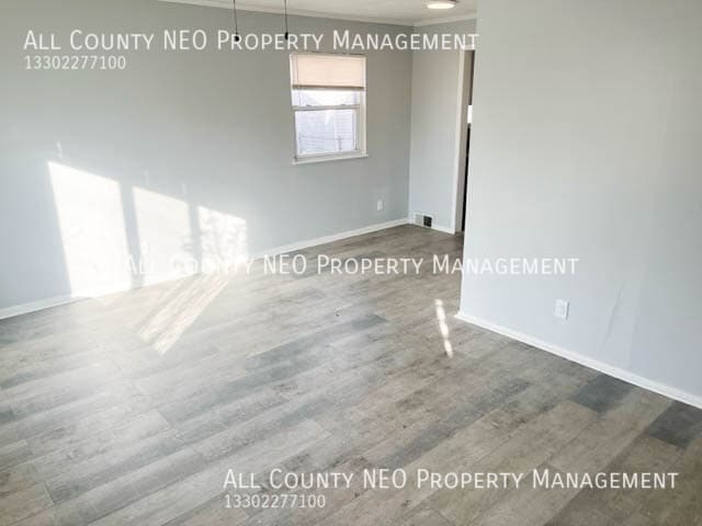 Building Photo - 27081 Farringdon Ave