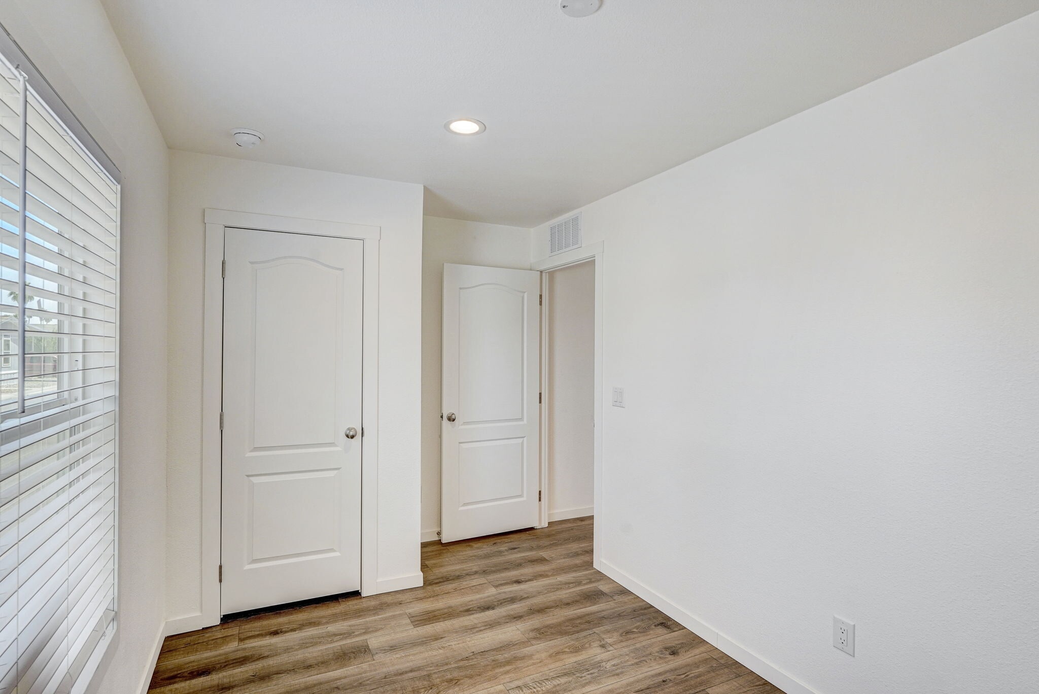 Building Photo - 2627 S Lamb Blvd