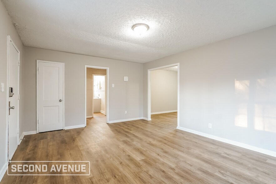 Building Photo - 1225 15th St SW