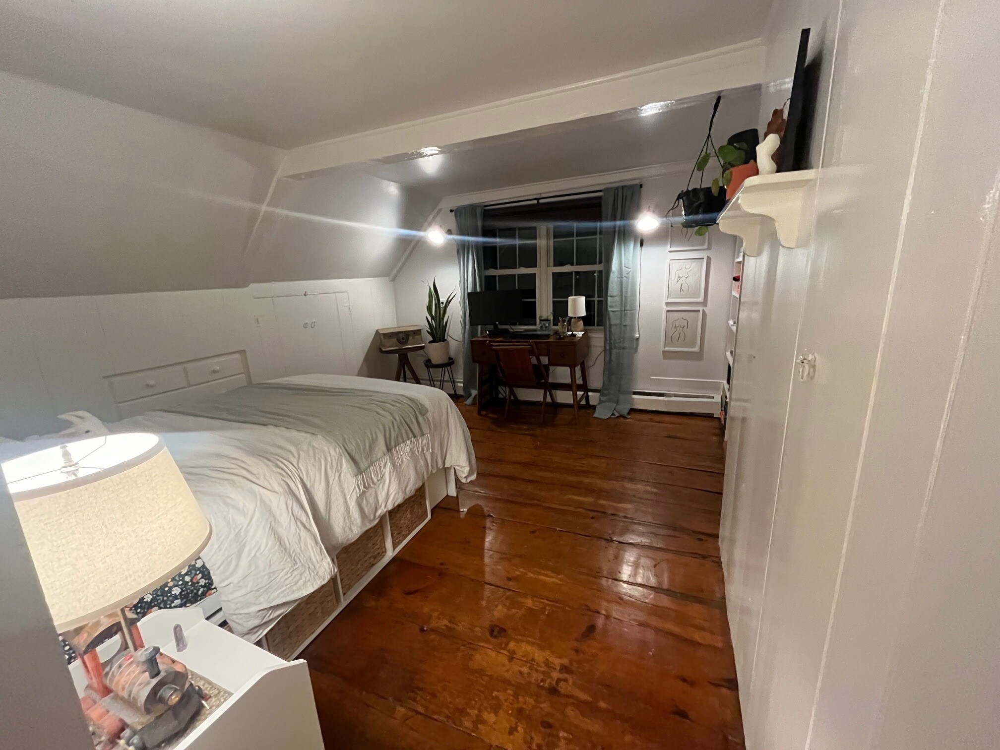 Building Photo - 20 Horton St