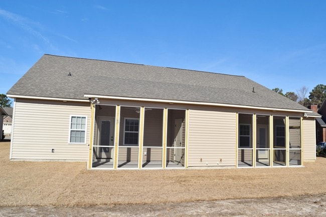 Building Photo - 3801 Nantucket Rd