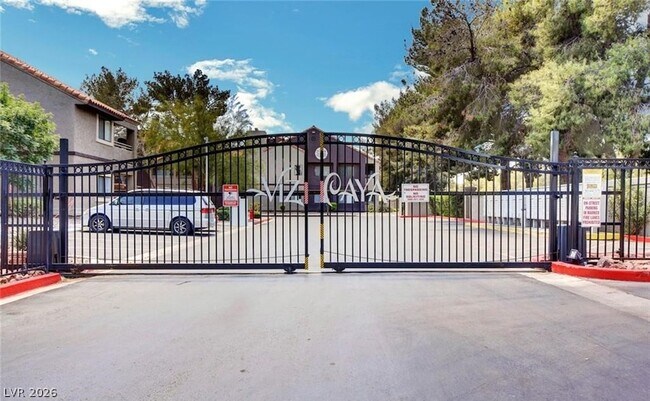 Building Photo - 5074 S Rainbow Blvd