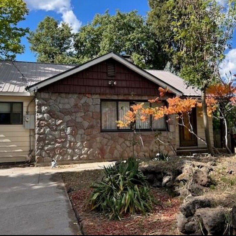 Building Photo - 109 N Washington Dr