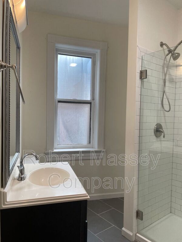 Building Photo - 2004 Cherokee Pkwy