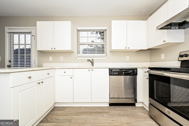 Building Photo - 133 Watercress Ct