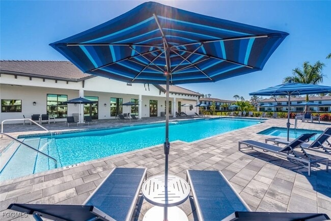 Building Photo - 7584 Carnegie Way