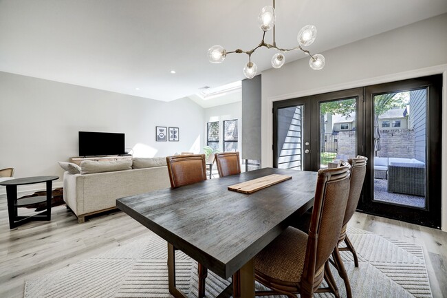 Building Photo - 12625 Memorial Dr