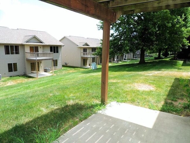 Building Photo - $1,250 | 2 Bedroom, 1 Bathroom Condo | Pet Friendly* | Available for an August 7th, 2026 Move In!